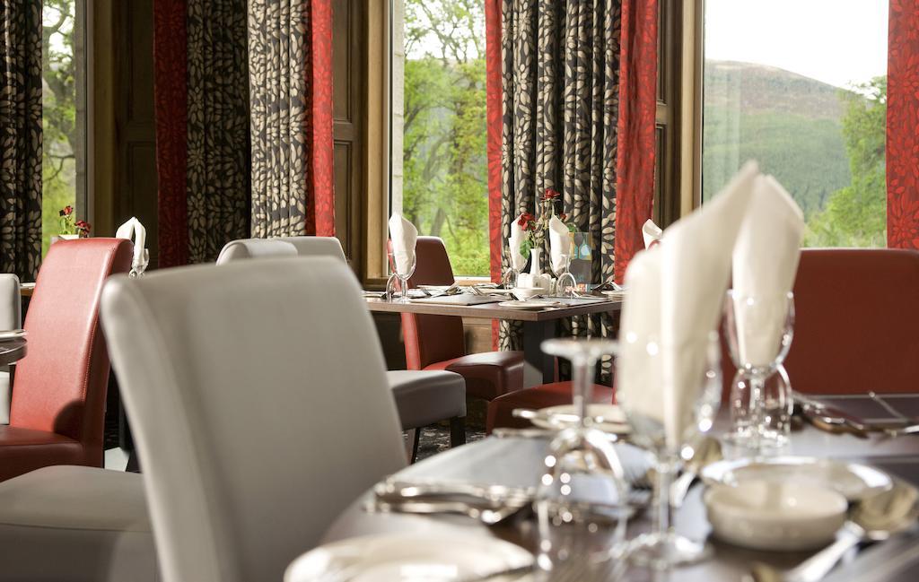 The Invercauld Arms Hotel Баллатер Экстерьер фото